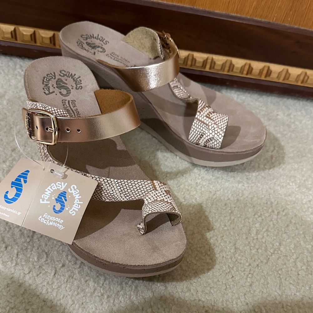 Women's Rose Gold Sandals